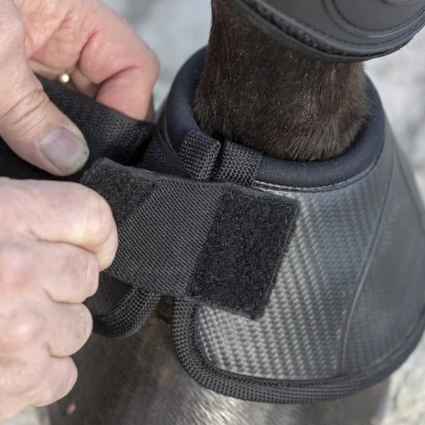 LeMieux Carbonite Over Reach Boot 3 LeMieux Carbonite Over Reach Boot - Image 3