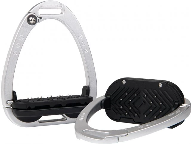 LeMieux Vector Balance Stirrup 5 LeMieux Vector Balance Stirrup - Image 5